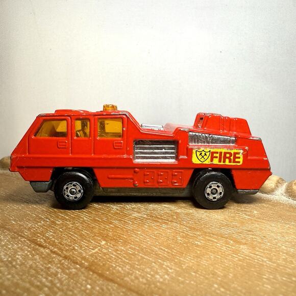 Vintage Die-Cast Lot of 10 Emergency & Utility Matchbox Vehicles - Police, Fire - Picture 4 of 16